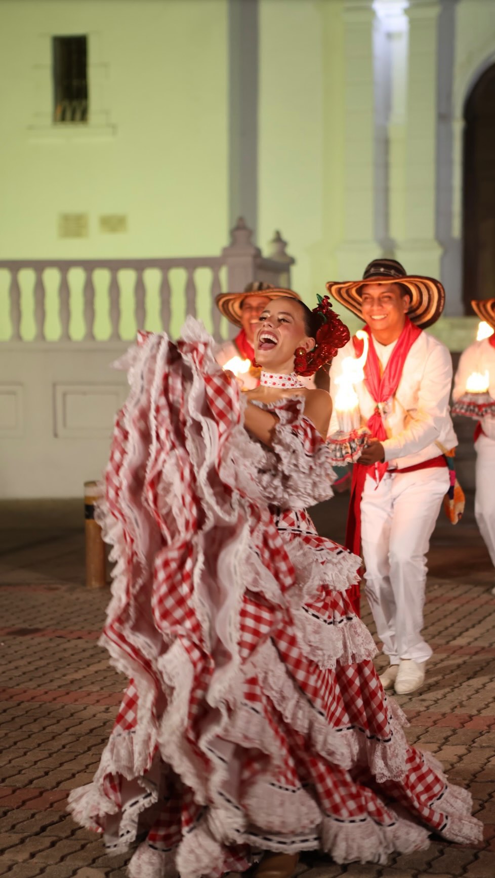 Su majestad, La Cumbia